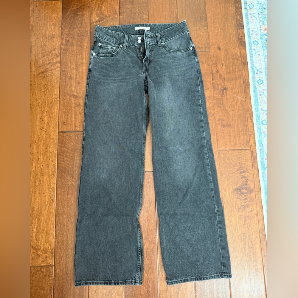 Levi Low-rise Black Denim Jeans